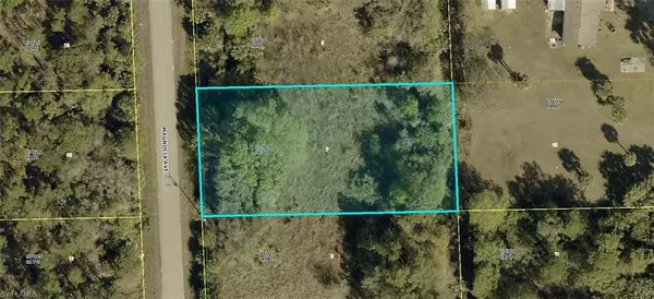 610 Magnolia AVE, Lehigh Acres, FL 33972