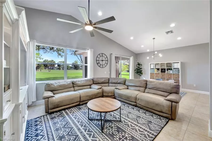 1574 Double Eagle TRL, Naples, FL 34120