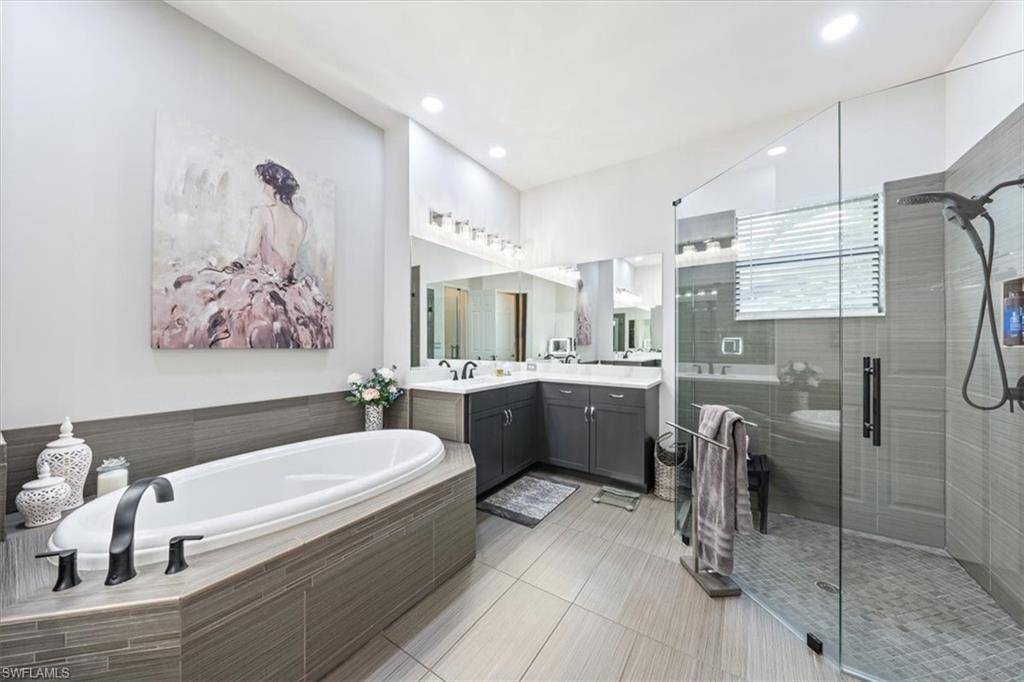 Naples, FL 34119,3324 Atlantic CIR