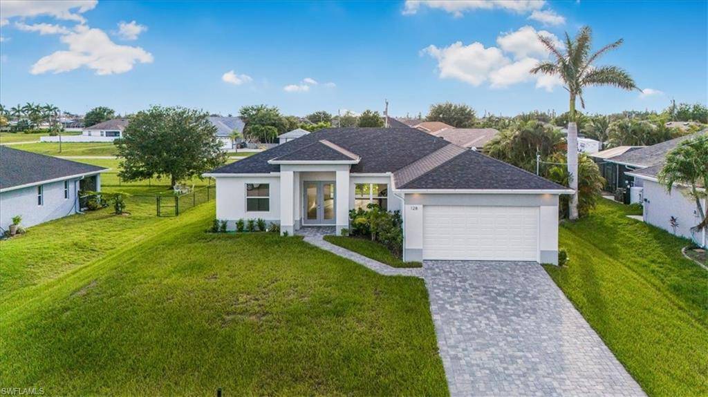 128 NW 26th PL, Cape Coral, FL 33993