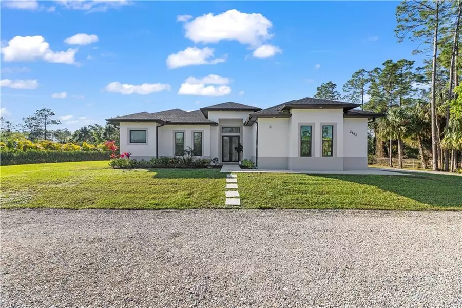 2642 10th AVE NE, Naples, FL 34120