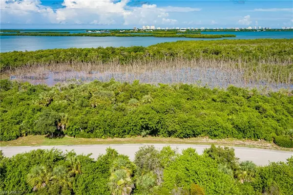Marco Island, FL 34145,821 Whiskey Creek DR