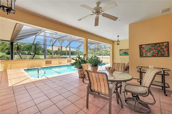 Cape Coral, FL 33990,619 SE 18th TER