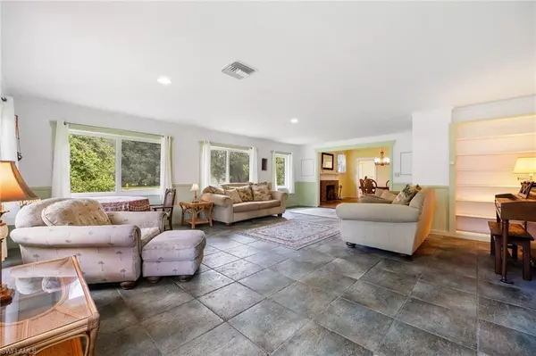 Labelle, FL 33935,271 N Riverview ST