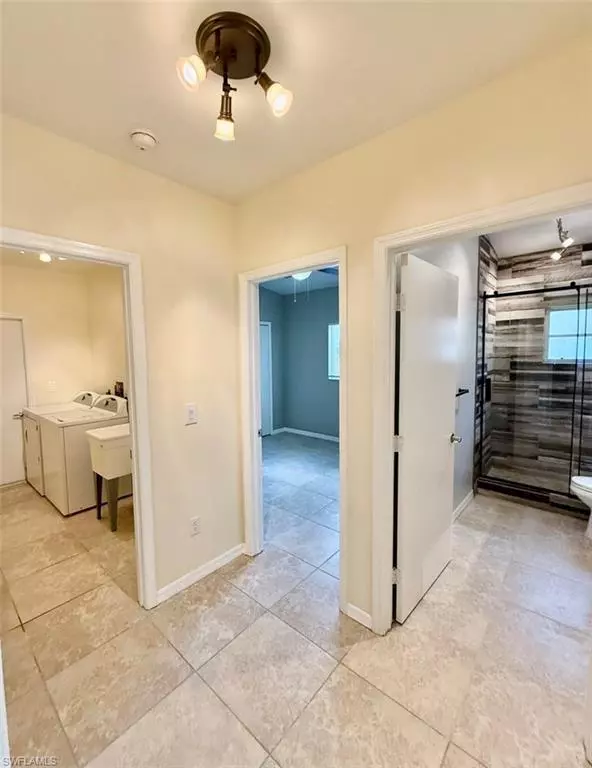 Cape Coral, FL 33914,5013 SW 16th PL