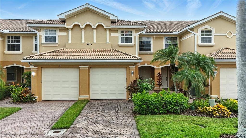 9723 Heatherstone Lake CT #4, Estero, FL 33928