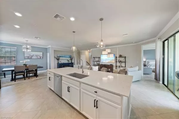 Bonita Springs, FL 34135,17290 Cherrywood CT #6103