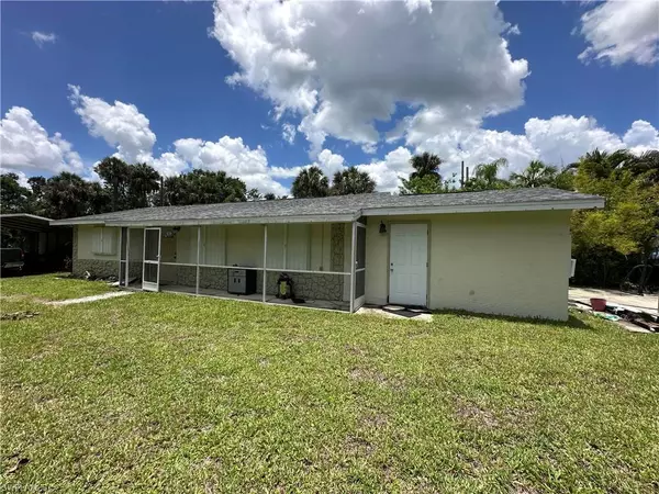 North Fort Myers, FL 33917,16940 Tarpon WAY
