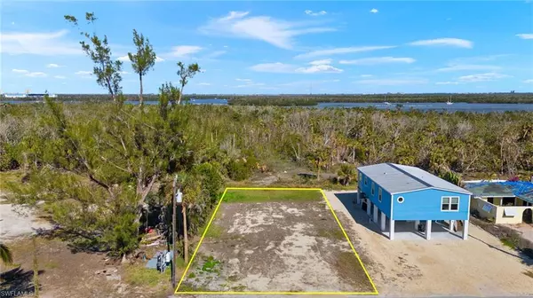 Fort Myers Beach, FL 33931,251 Donora BLVD