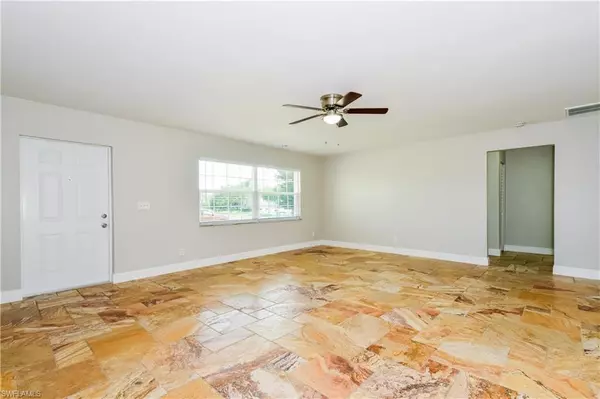 Cape Coral, FL 33991,1326 SW 10th PL