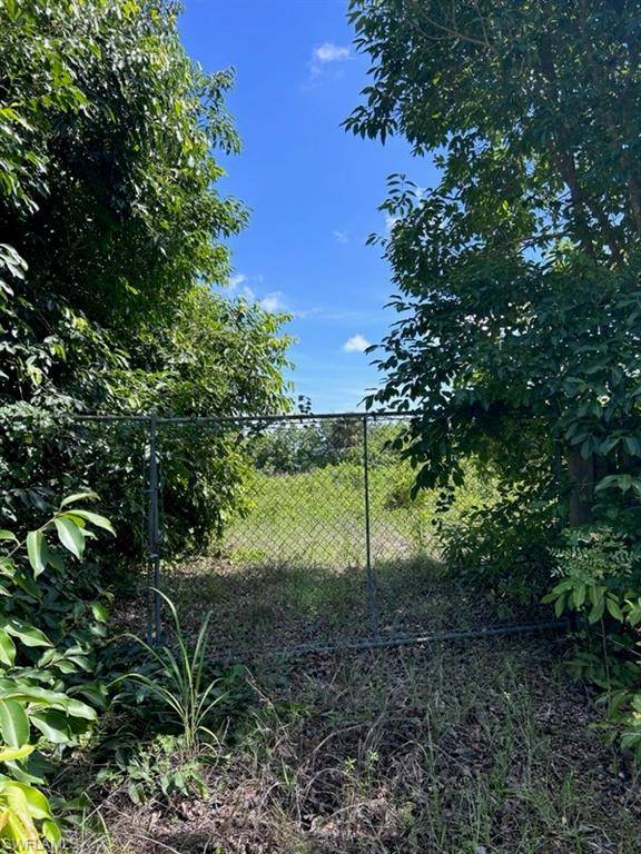 Labelle, FL 33935,7644 8th PL