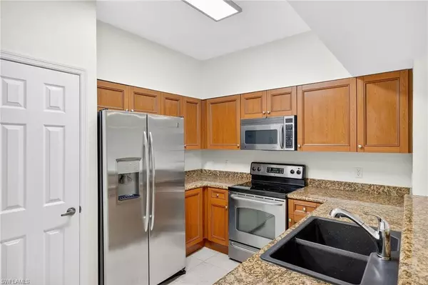 Estero, FL 33928,20273 Royal Villagio CT #104