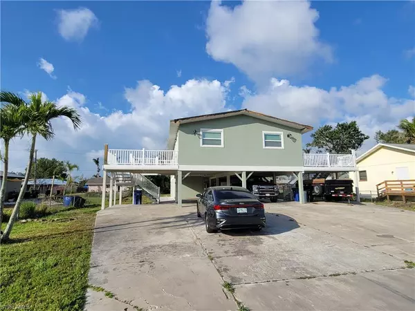 5453 Avenue E, Bokeelia, FL 33922
