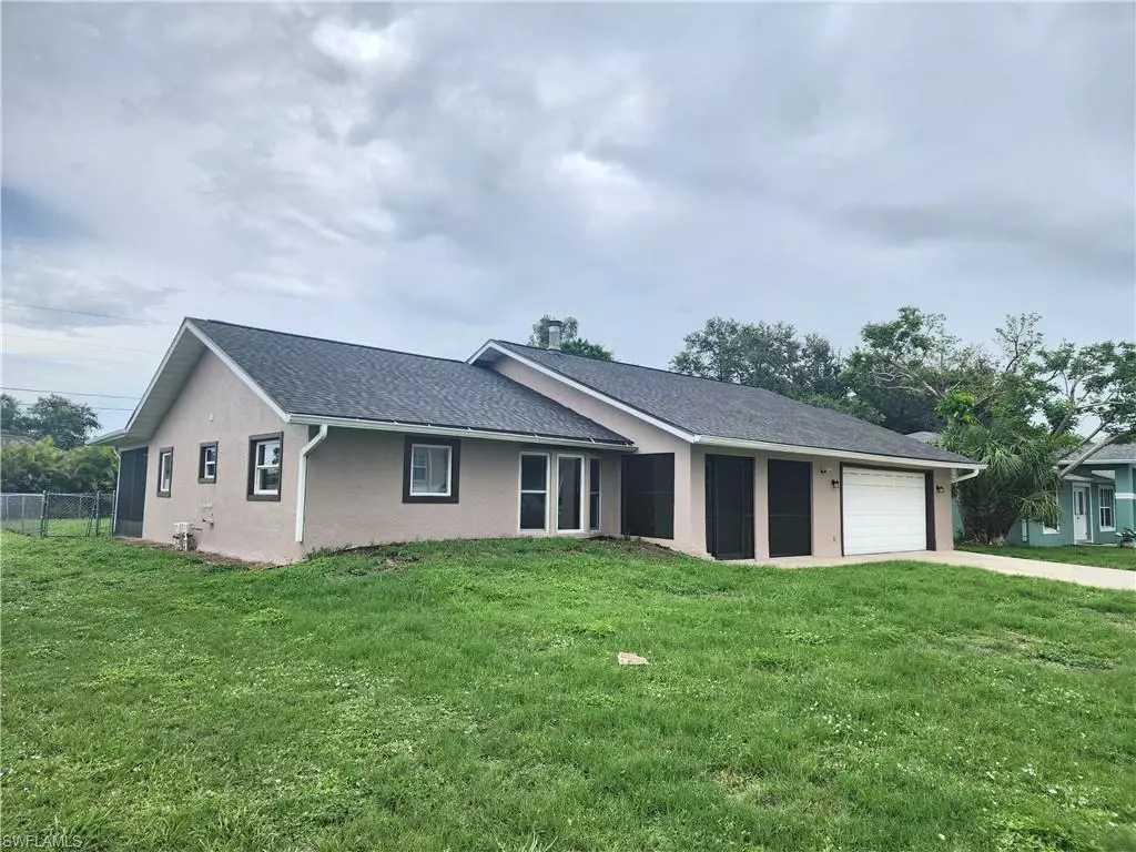 Cape Coral, FL 33904,1425 SE 25th LN