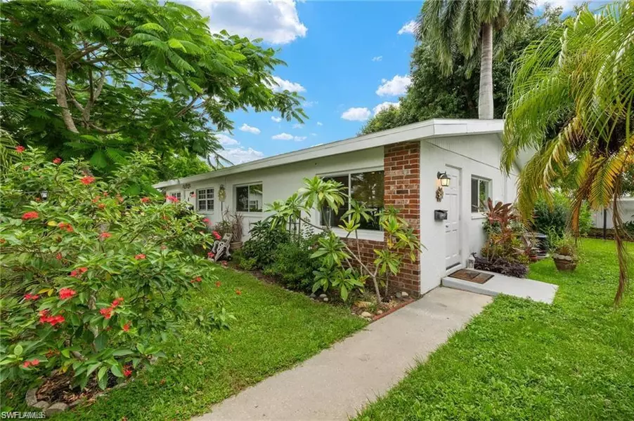 817 Courtington LN #2, Fort Myers, FL 33919