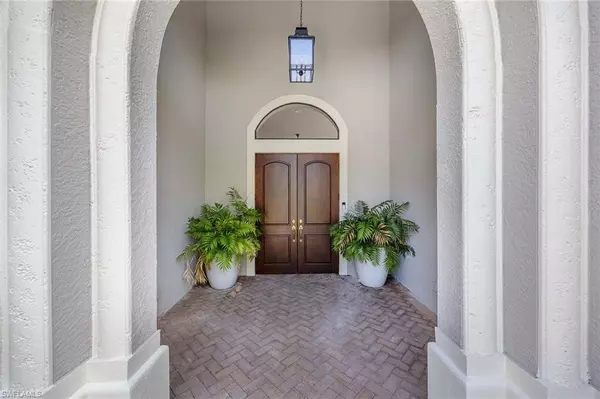 Naples, FL 34109,8800 Muirfield DR