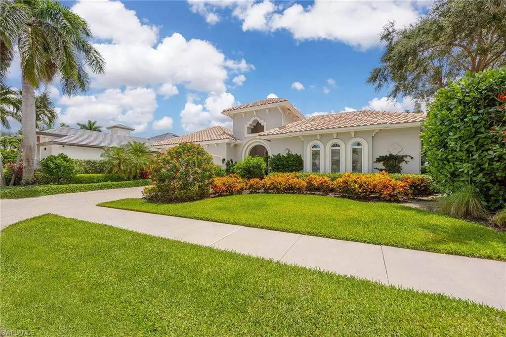 Naples, FL 34109,8800 Muirfield DR