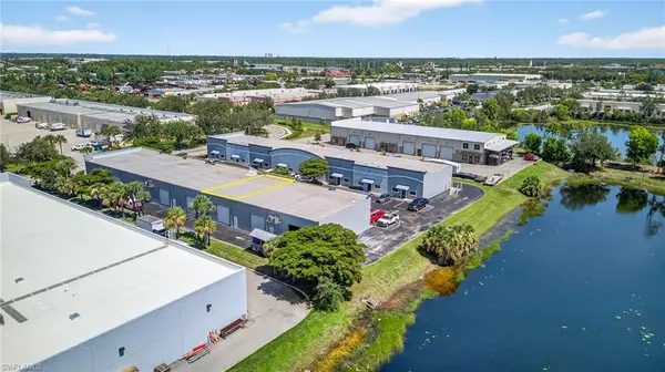 Fort Myers, FL 33967,7863 Drew CIR #6