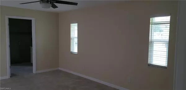 Fort Myers, FL 33967,17209 Lee RD