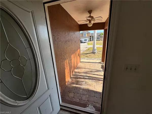 Cape Coral, FL 33914,1220 SW 33rd TER