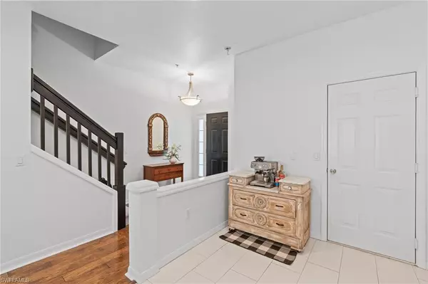 Naples, FL 34105,941 Hampton CIR #109