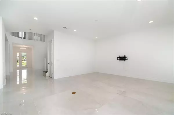 Estero, FL 33928,20115 Camellia Crosse LN