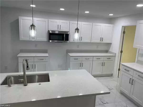 Fort Myers, FL 33916,3220 Jeffcott ST