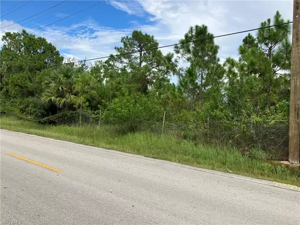 5240 Everglades BLVD N,  Naples,  FL 34120