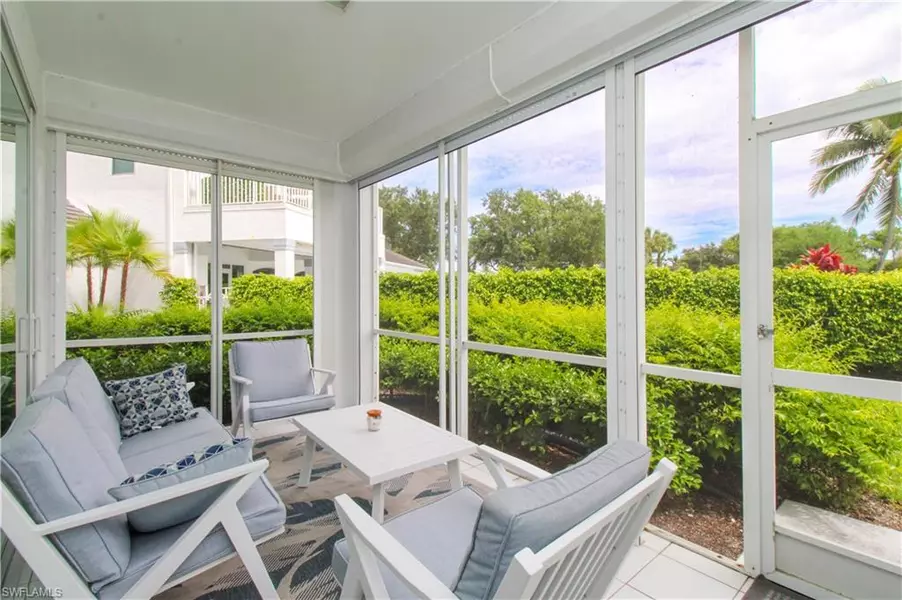 5964 Sand Wedge LN #301, Naples, FL 34110