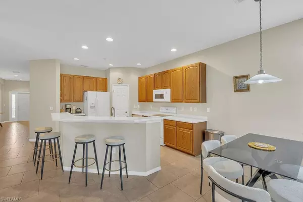 Estero, FL 33928,3781 Costa Maya WAY #101