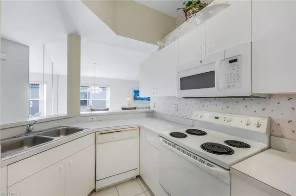 Naples, FL 34114,1036 Mainsail DR #722