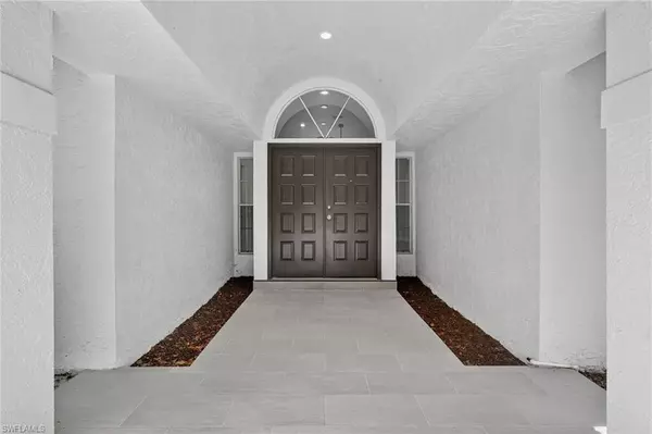 Naples, FL 34116,6035 Painted Leaf LN