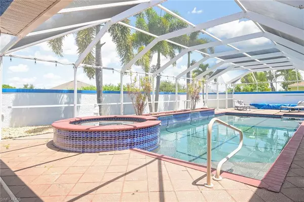 1729 SW 14th ST, Cape Coral, FL 33991