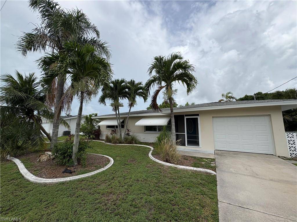 5604 SW 1st CT, Cape Coral, FL 33914