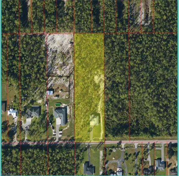 Naples, FL 34117,4267 4th AVE SE