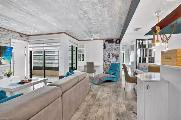 Naples, FL 34112,3635 Boca Ciega DR #201