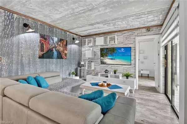 Naples, FL 34112,3635 Boca Ciega DR #201