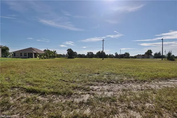 Cape Coral, FL 33993,1621 NW 5th PL