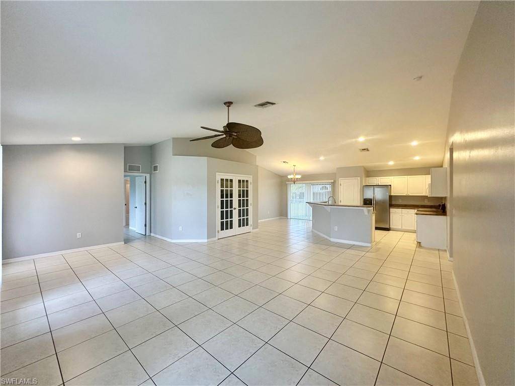 Cape Coral, FL 33991,211 SW 26th AVE