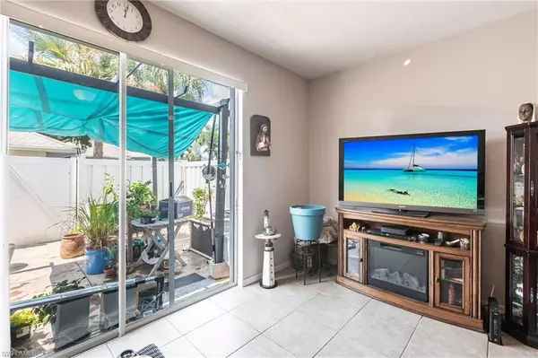 Fort Myers, FL 33916,3647 Pine Oak CIR #106