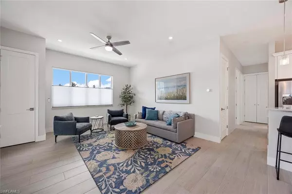 Naples, FL 34102,1395 CURLEW AVE #4-3