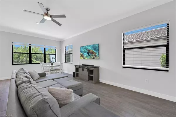 Naples, FL 34104,8847 Madrid CIR