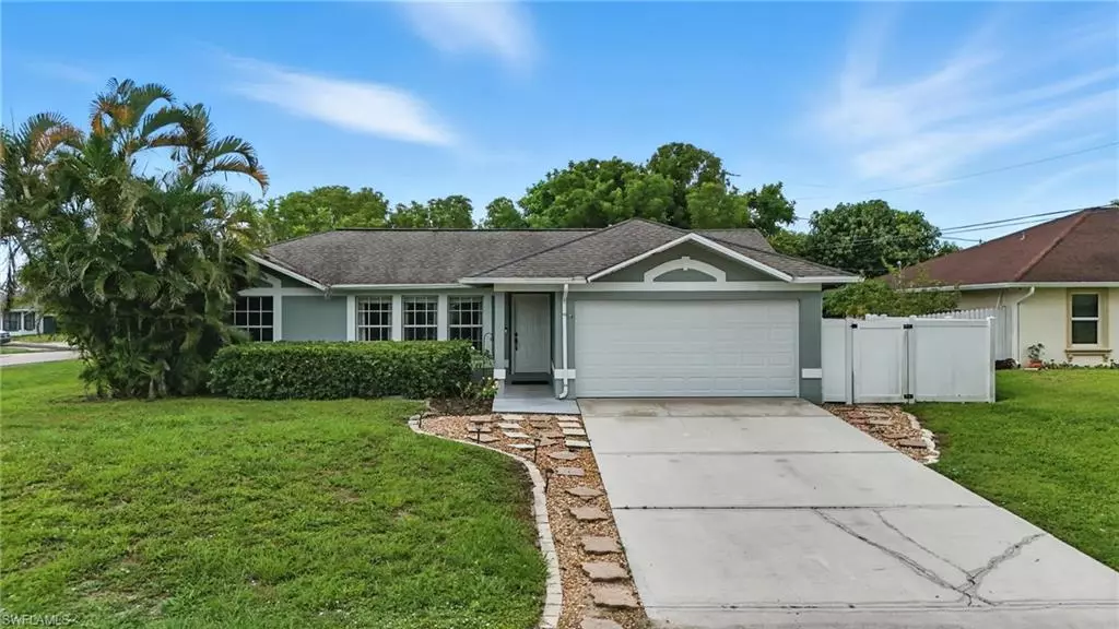 5242 17th PL SW, Naples, FL 34116