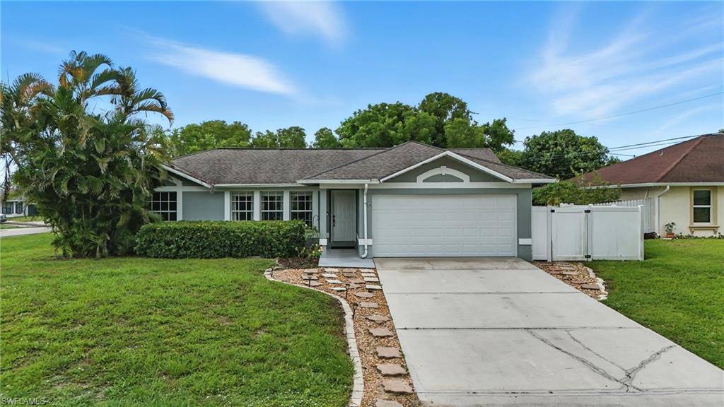 5242 17th PL SW, Naples, FL 34116