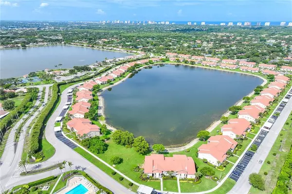 Naples, FL 34109,7784 Emerald CIR #O-203
