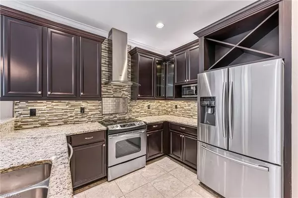 Naples, FL 34119,15320 Summit Place CIR #167