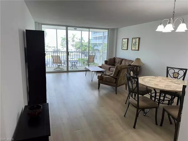 Naples, FL 34108,5 Bluebill AVE #312