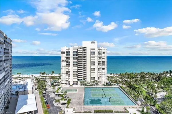 Naples, FL 34103,4051 Gulf Shore BLVD N #PH105