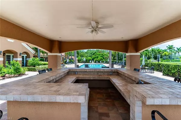 Naples, FL 34112,1835 Florida Club CIR #3107