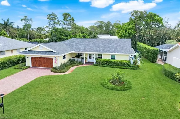 2319 Queens WAY, Naples, FL 34112